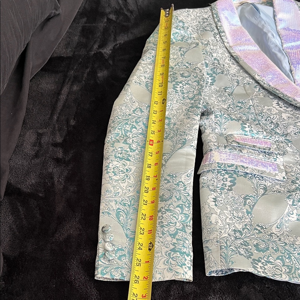 NWOT. Light Blue Brocade Shawl Collar Blazer and Trouser Set with bow tie.Men - Picture 11 of 16